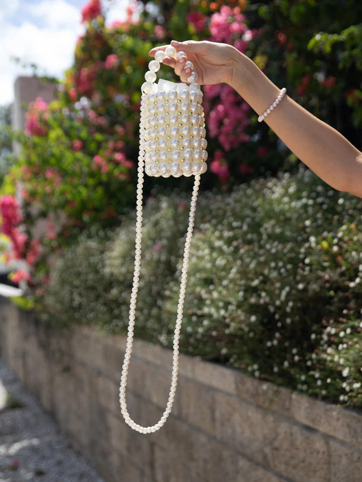 Elegant Imitation Pearl Mini Bucket Bag with Adjustable Strap
